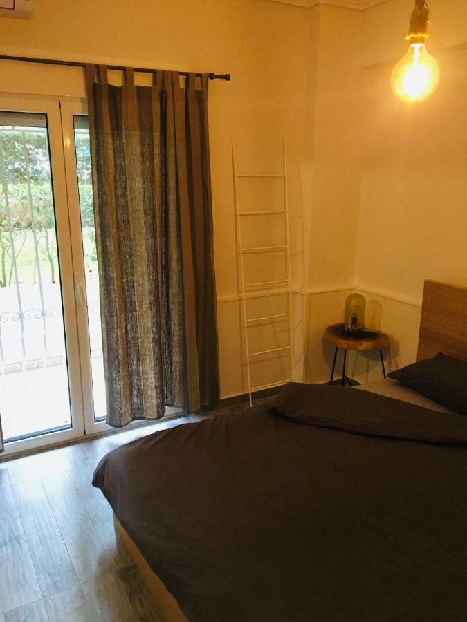 ANASTASIS APARTMENT in Palaio Faliro Atene Esterno foto